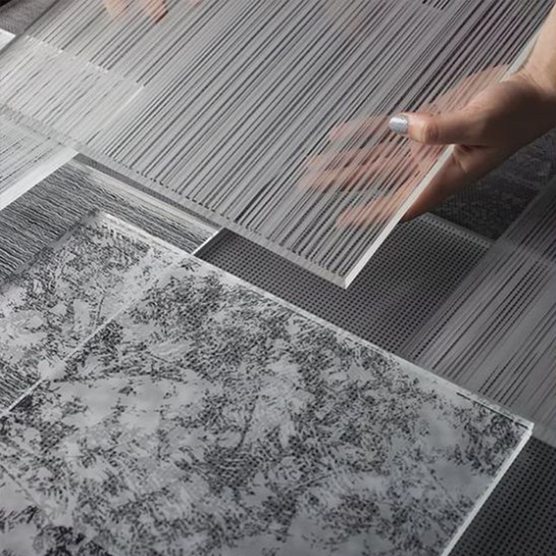 Проводное стекло