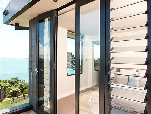 Cửa sổ kính Glass Louver Window