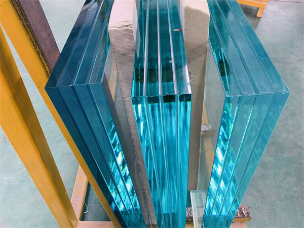 Fire-resistant glass