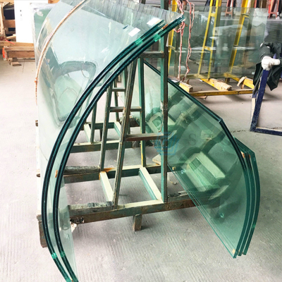 Curved laminated Glass