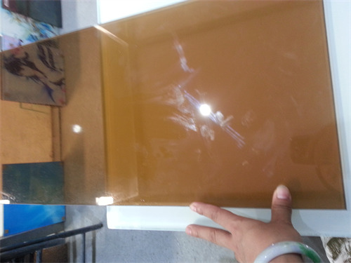 Kính Tawny Tawny Glass